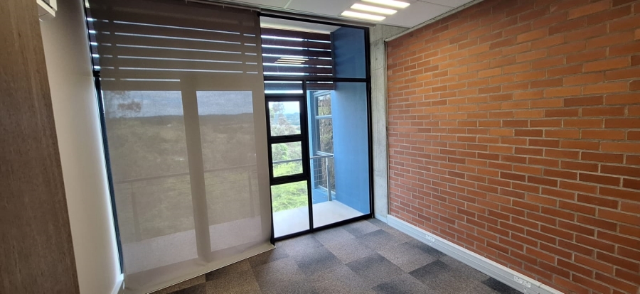 To Let commercial Property for Rent in Beacon Bay Eastern Cape